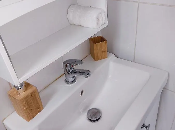 Le Namasté - Petit Déjeuner, Netflix, Jacuzzi